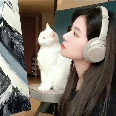 俏探女娇娃